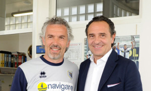 Roberto+Donadoni+Italy+Coach+Cesare+Prandelli+WSEcSWo8u2Ol